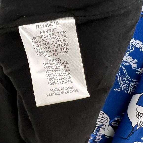 Dollz & Dames Blue Wrap Dress All Over Bird Print Cranes Size Small - Picture 13 of 15